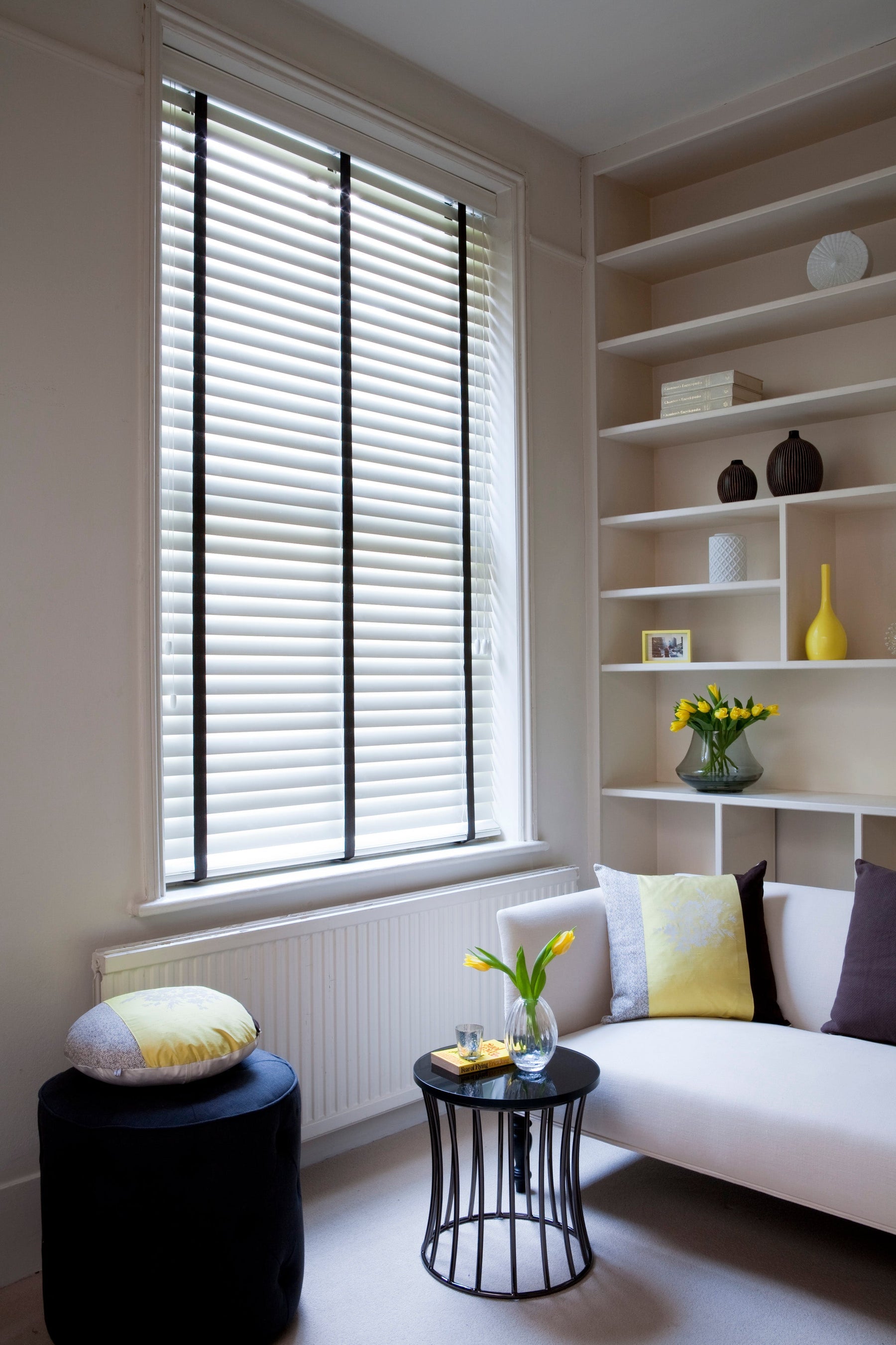 Best Blinds to Match Grey Walls