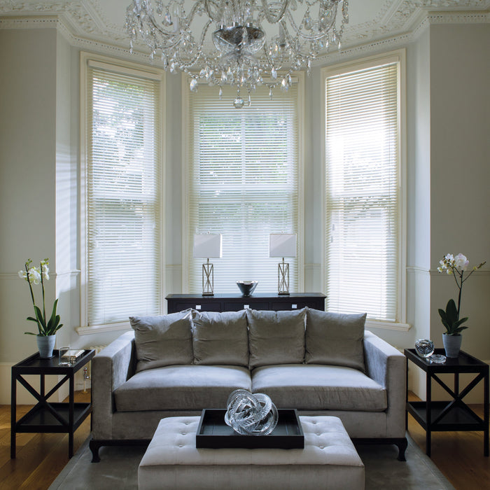 How to remove Venetian blinds