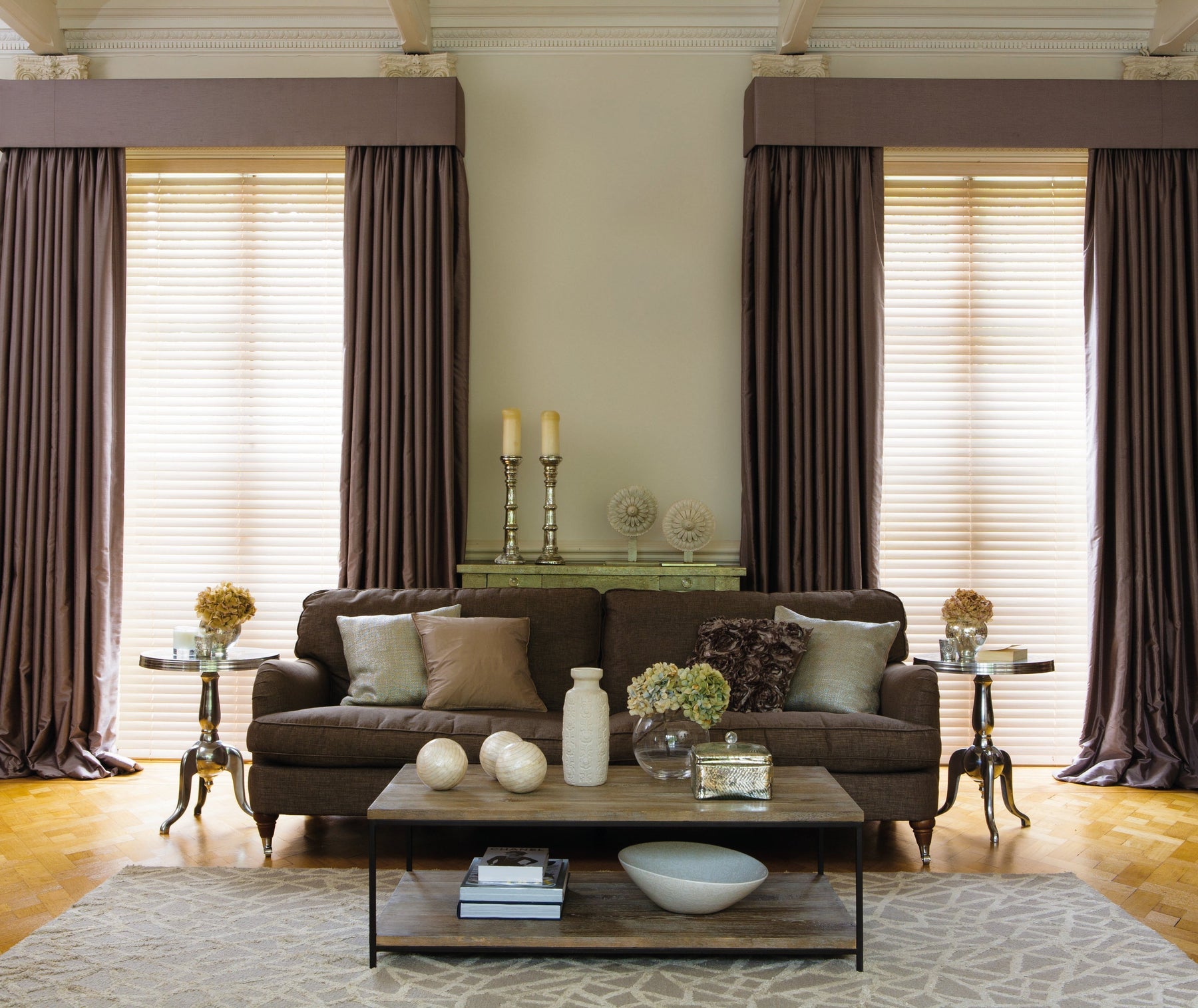 What Is The Difference Between Venetian & Wooden Blinds?