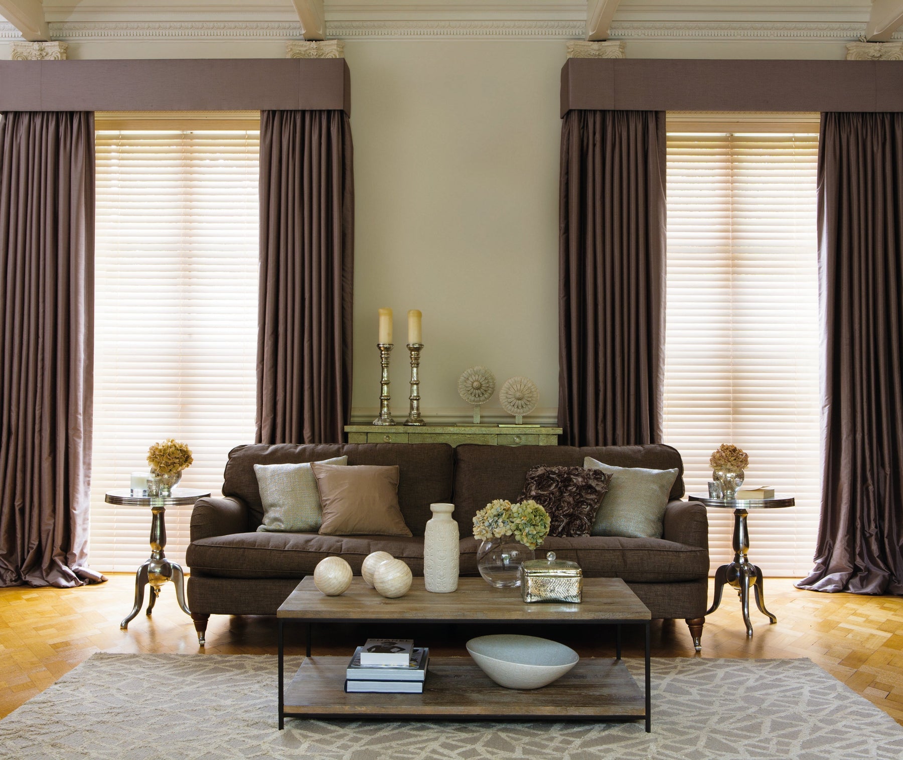 What Is The Difference Between Venetian & Wooden Blinds?